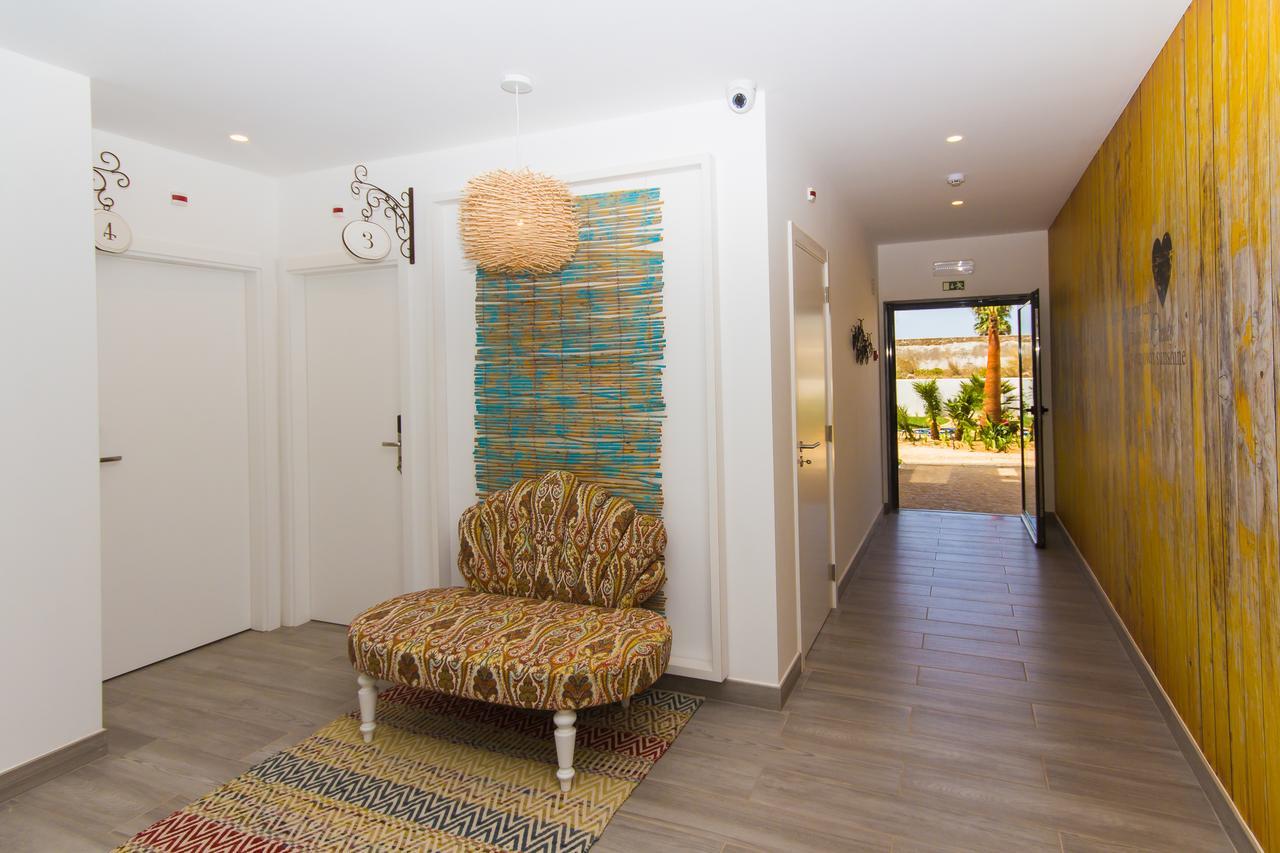 Mareta Beach House - Boutique Residence Сагрес Екстериор снимка