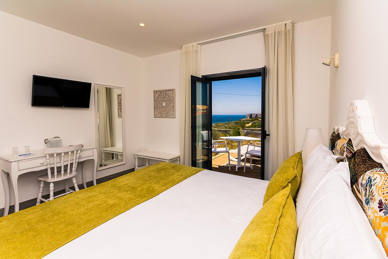 Mareta Beach House - Boutique Residence Сагрес Екстериор снимка